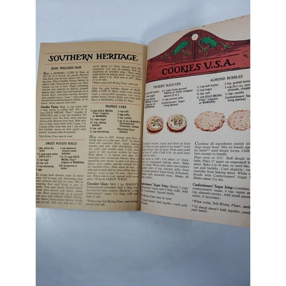 Betty Crocker's Holiday Heritage Cook Booklet 1966 General Mills Recipes Vintage - Picture 9 of 10